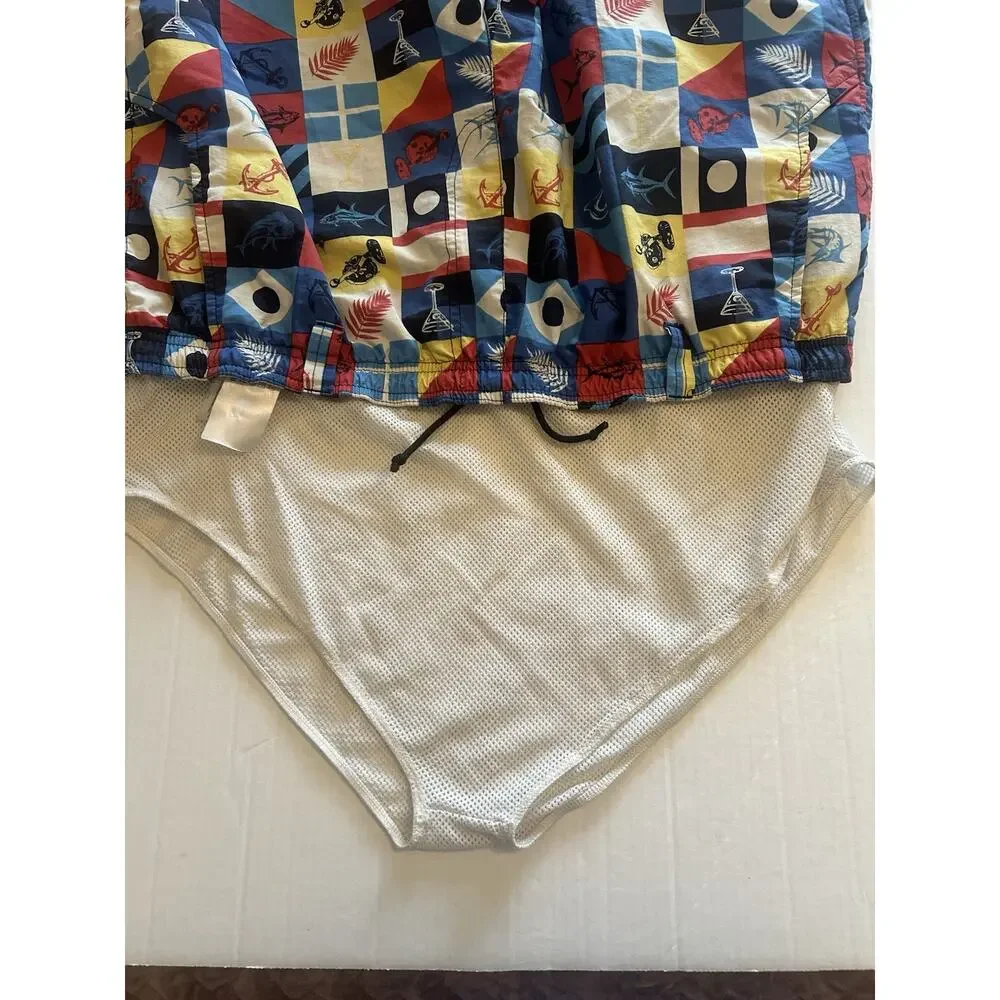 COLUMBIA PFG Men’s XL OMNI-SHADE Swim Trunks Colorful SAILING FLAGS‎ SHORTS Fish